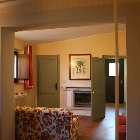 Colle Ridente D'epoca فندق كاميرينو