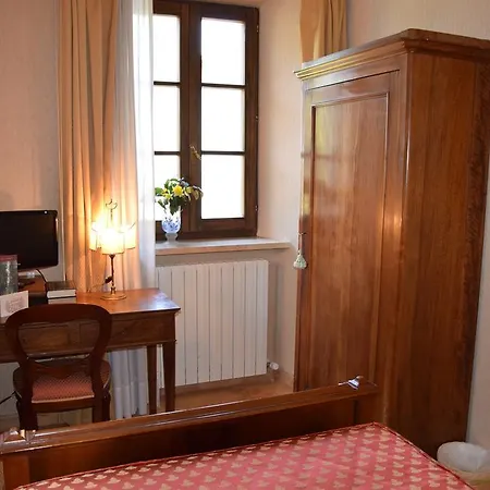 Colle Ridente D'epoca Hotel *